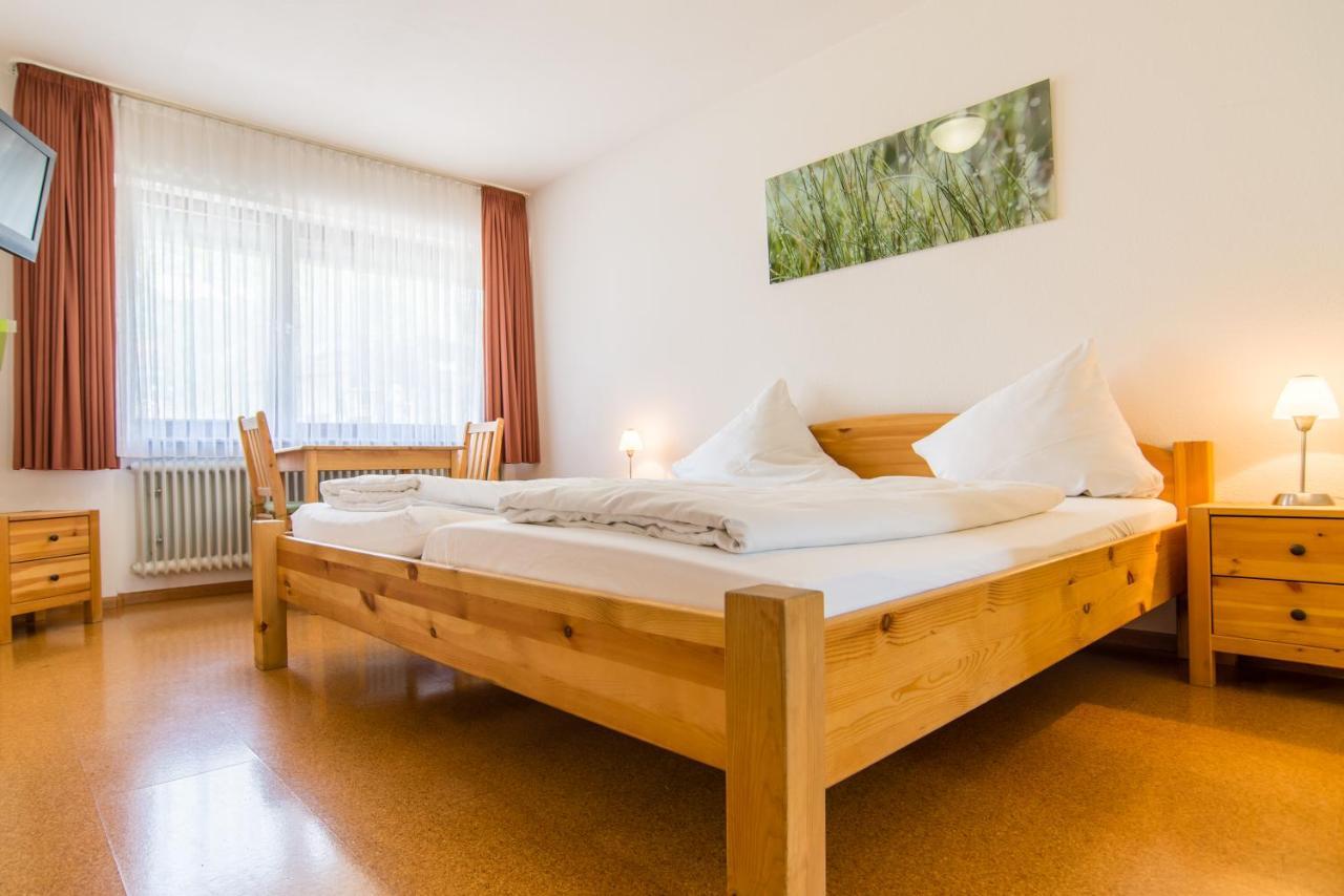Gasthaus Pension Loewen Фрайбург Екстериор снимка
